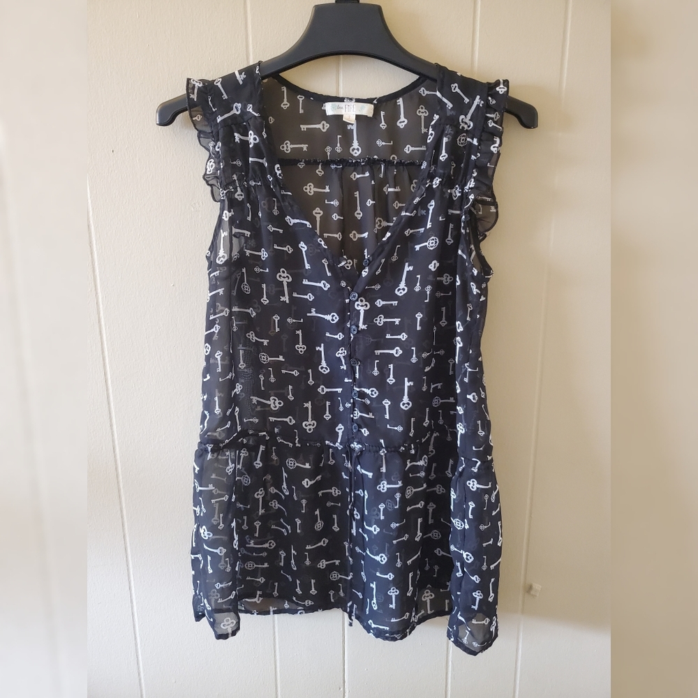 Love, Fire Cute Flowy Key Top